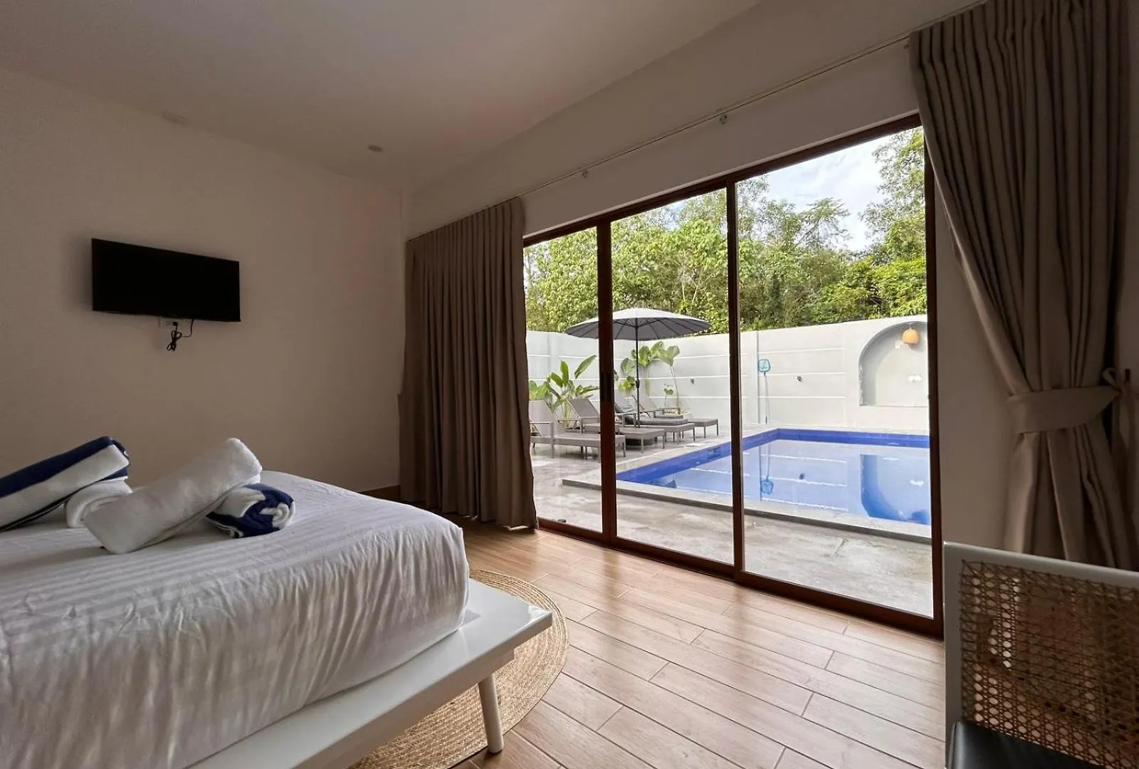 Pineale Villas, Resort And Spa Panglao