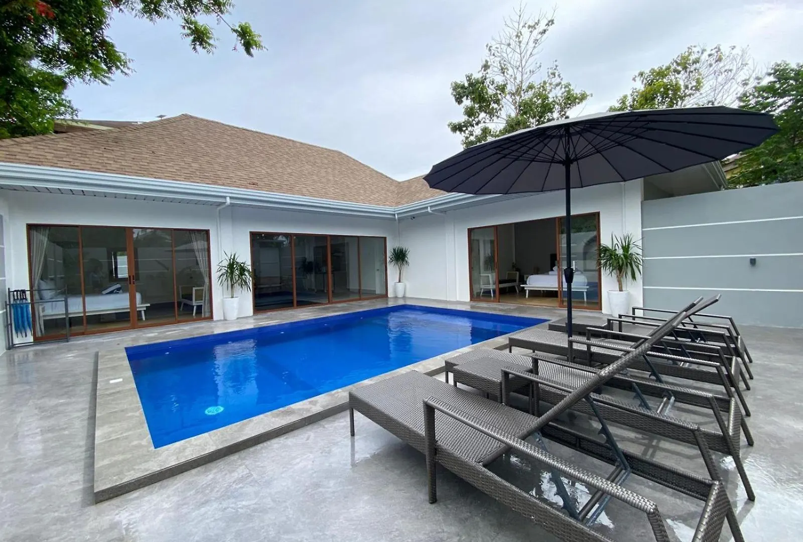 Pineale Villas, Resort And Spa Panglao Filippinerne