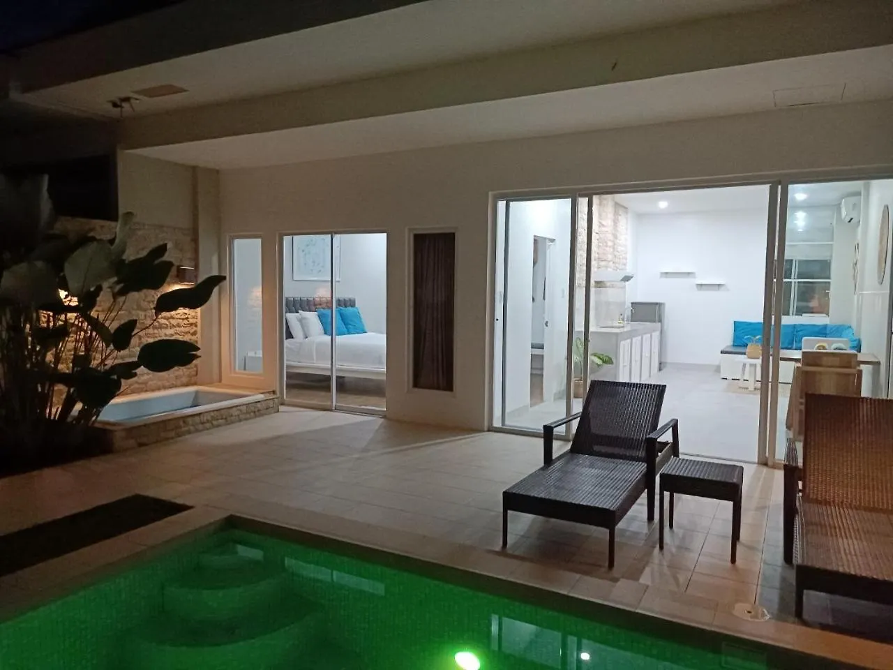 Pineale Villas, Resort And Spa Панглао